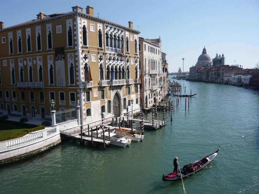 Yacht Sarah Venezia Hotel La Giudecca Exterior photo